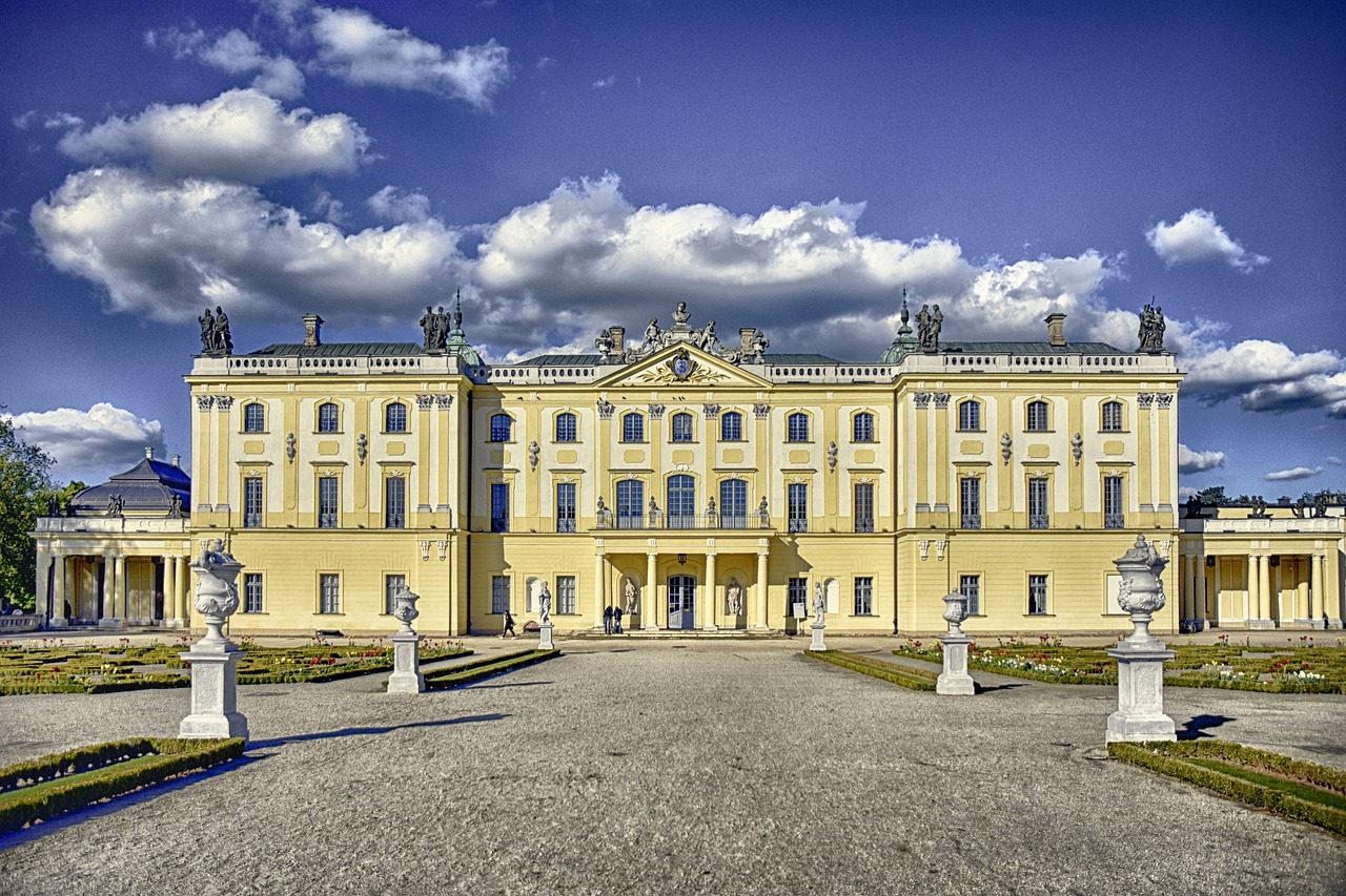 Front of the Braniccy Palace. Context: Places to visit in Podlasie.